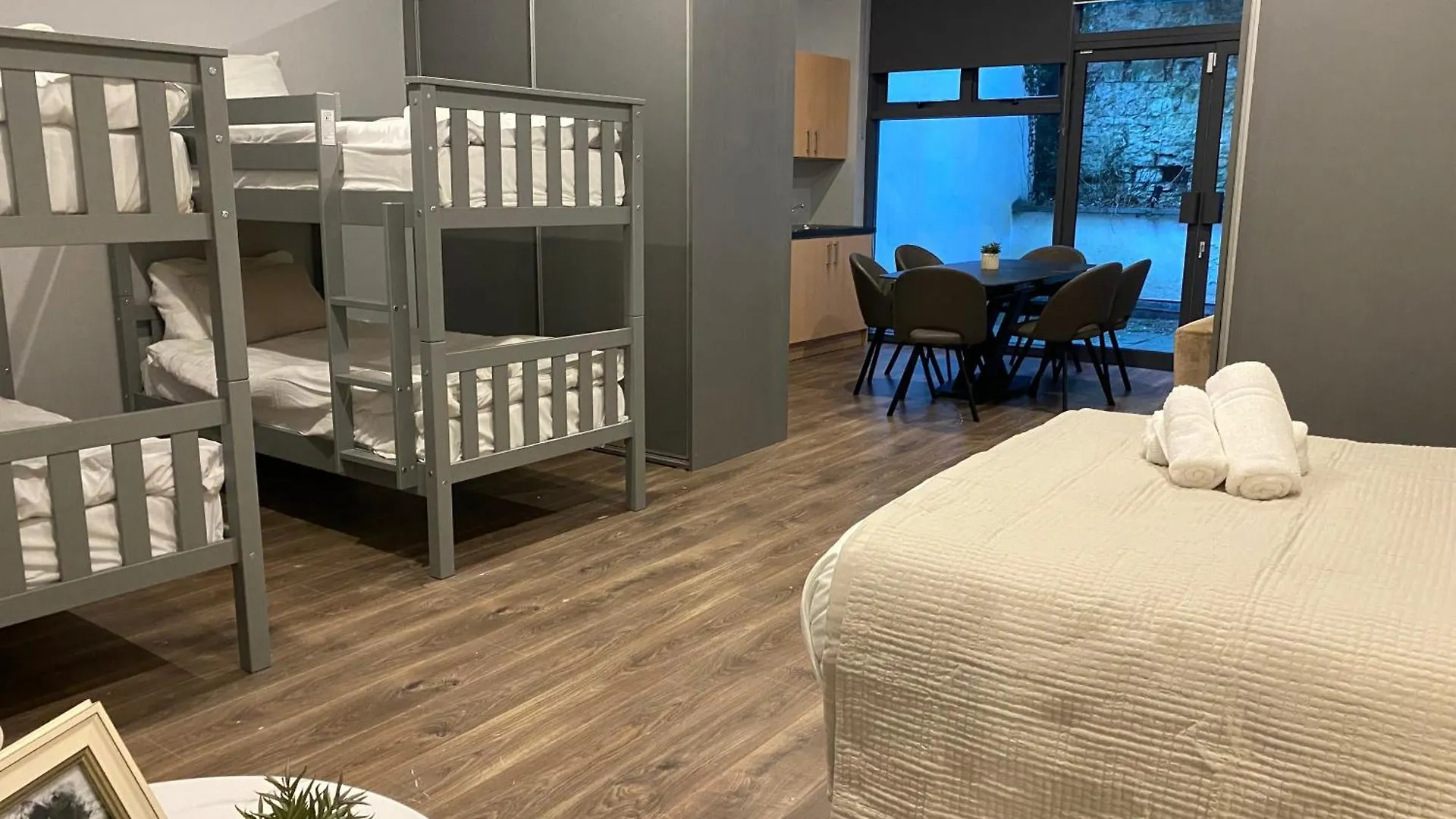 Madison House Apart otel Galway 0*,  İrlanda